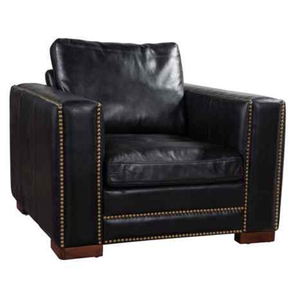 Elegant Chesterfield Single-Seater Sofa  %Post Title