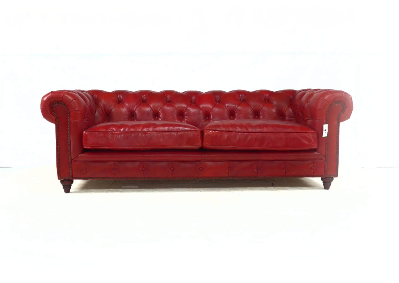 Timeless Elegance: Why Vintage Chesterfield Couches Are Essential for Classic Interiors  %Post Title