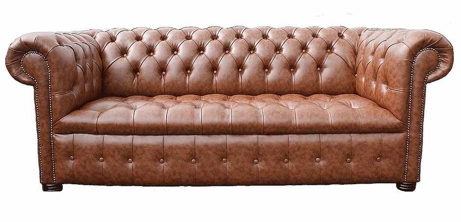 Distinctive deals chesterfield sofa