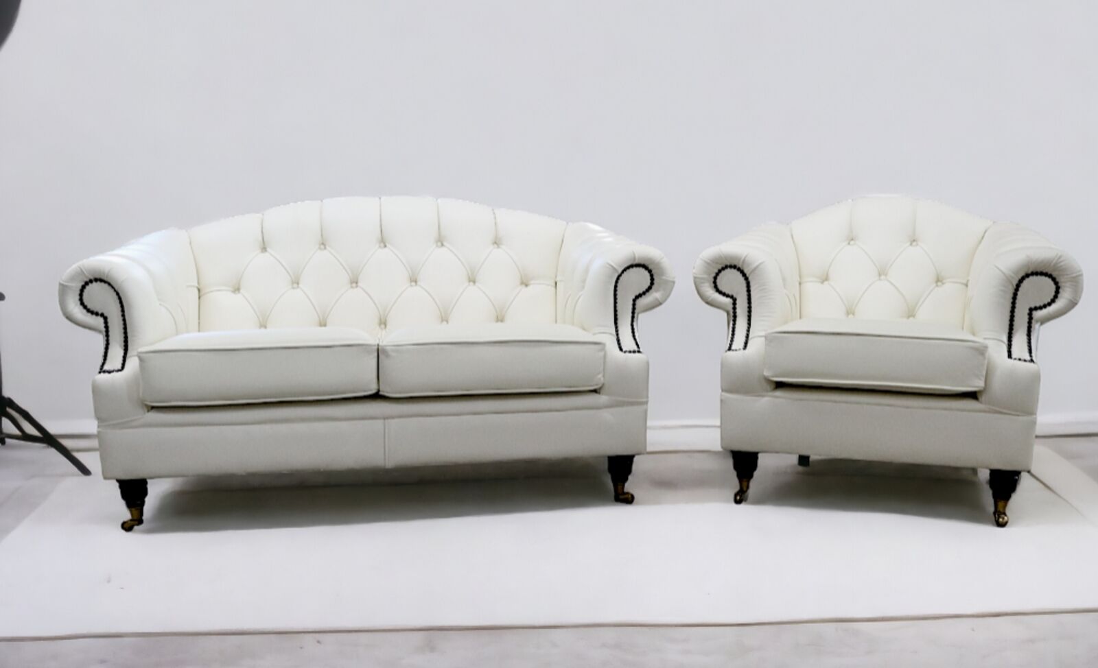 Product photograph of Chesterfield Victoria 2 1 Seater Leather Sofa Suite White Real Leather from Designer Sofas 4U