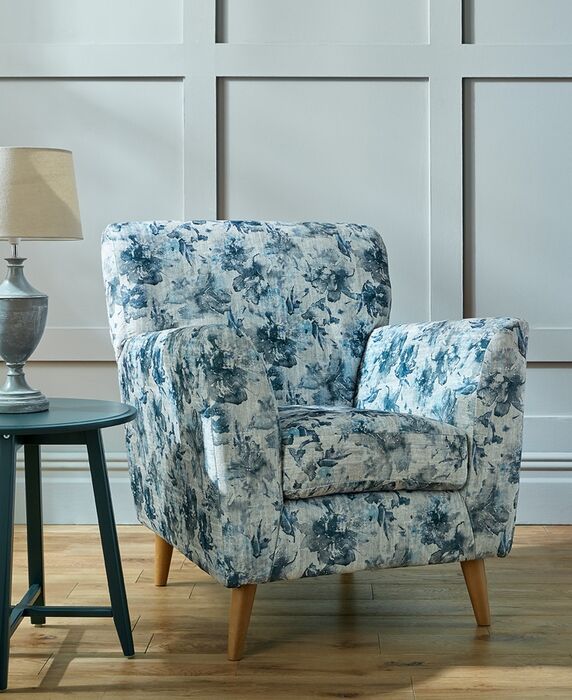 Luna Accent Fabric Victoria Pattern Mist Chair